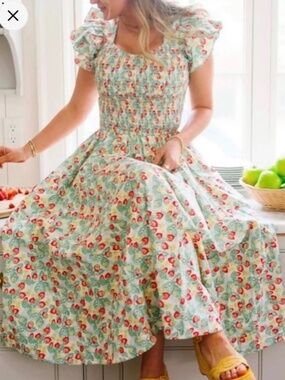 Ivy city strawberry hattie